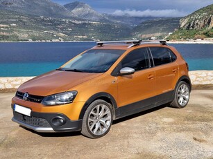 Volkswagen Polo '14 Cross Rline