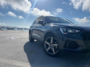 Audi Q3 '19 S LINE