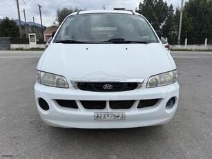 Hyundai H-1 '01