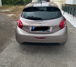 Peugeot 208 '12