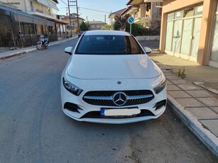 Mercedes-Benz A 180 '19 AMG LINE