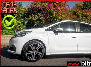 Peugeot 208 '18 1.2 BENZINH 82HP NAVI - CAMERA