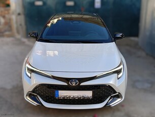 Toyota Corolla '24 1.8 Hybrid BLACK EDITION