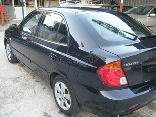 Hyundai Accent '02 ACCENT