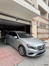 Mercedes-Benz A 180 '14 Urban 1.6 ΟΘΟΝΗ/NAVI/AMBIENTLIGHT