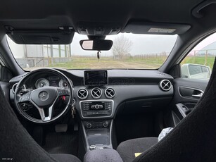 Mercedes-Benz A 200 '13