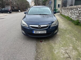 Opel Astra '12