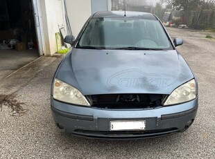 Ford Mondeo '01