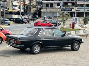 Mercedes-Benz 200 '82 W123