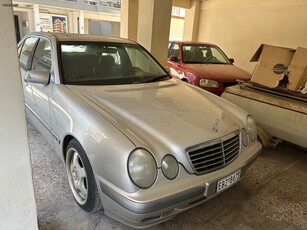 Mercedes-Benz E 200 '01 CLASSIC KOMPRESSOR