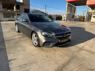 Mercedes-Benz E 220 '17 AMG LINE