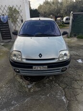 Renault Clio '00