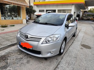 Toyota Auris '11