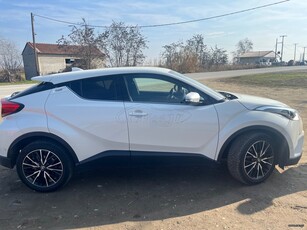 Toyota C-HR '17 1.2 T