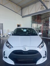 Toyota Yaris '25 Active plus