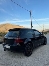 Volkswagen Golf '02