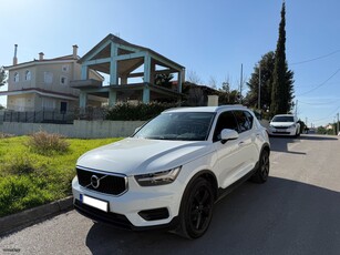 Volvo XC40 '19 D3 MOMENTUM