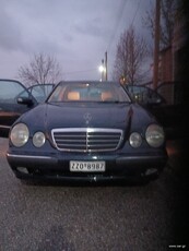 Mercedes-Benz E 200 '01