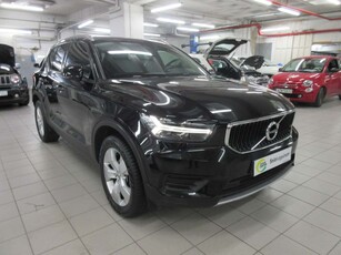 Volvo XC40 '18 MOMENTUM