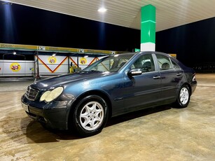 Mercedes-Benz C 200 '03