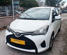 Toyota Yaris '15 Live Plus