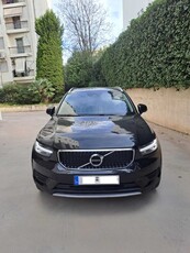 Volvo XC40 '18 T3 MOMENTUM